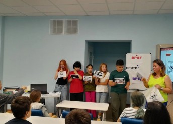 «Пока беда не постучалась в дверь»: как мы говорили с подростками о наркотиках