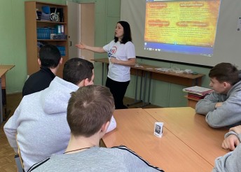 Проведение интерактивной игры В поисках белой башни в Обнинском колледже технологии  и услуг