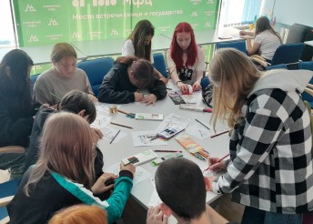 В Центре «Милосердие» для подростков лагеря «Герой дня» МБОУ Лицей «Держава» было проведено плановое мероприятие ко Дню кинолога МВД, МЧС